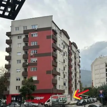 28 Apartment